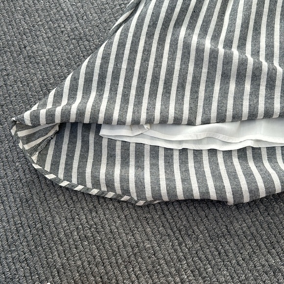 Hem & Thread V Neck Striped Flutter Cap Sleeve Dress, gray and off white, Size S - Picture 5 of 6